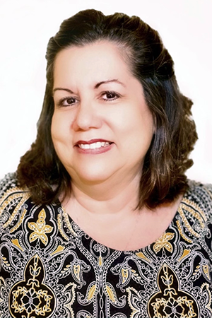 Image of Dr. Valerie Artigas; Neonatal Nursing Faculty